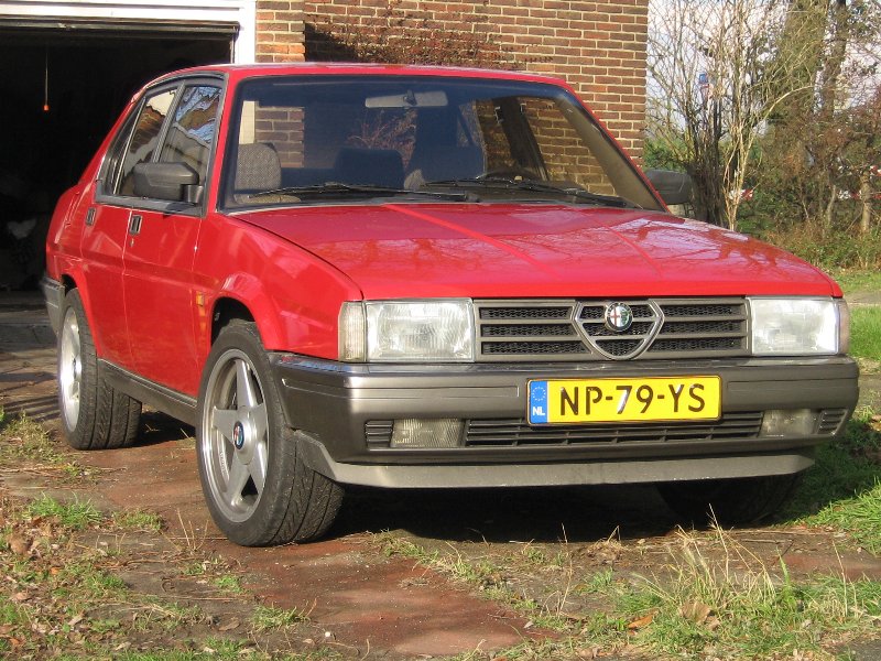 Alfa Romeo 2.0 Iniezione